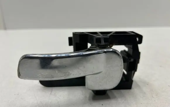 Rear door interior handle