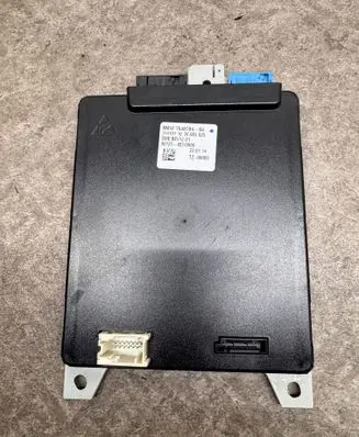 BMW i3 Power management control unit 7648784