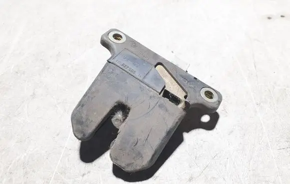 Audi A6 S6 C5 4B Tailgate/trunk/boot lock/catch/latch 4B5827505
