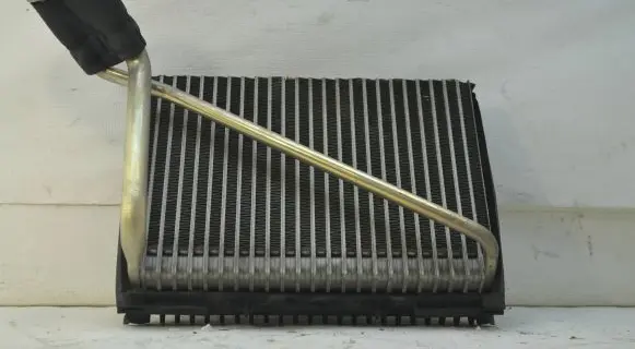 Audi A4 S4 B5 8D A/C cooling radiator (condenser) 8D1820103D 36078 740227022F02