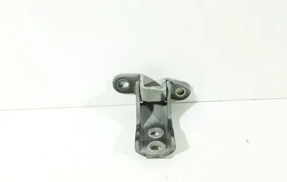 Toyota Auris 150 Front door upper hinge