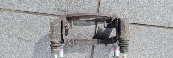 Chevrolet Captiva Brake caliper pad carrier rear 