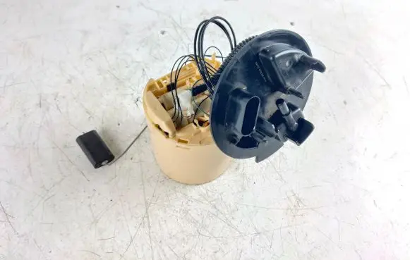 Mercedes-Benz Vito Viano W447 In-tank fuel pump A4474700200