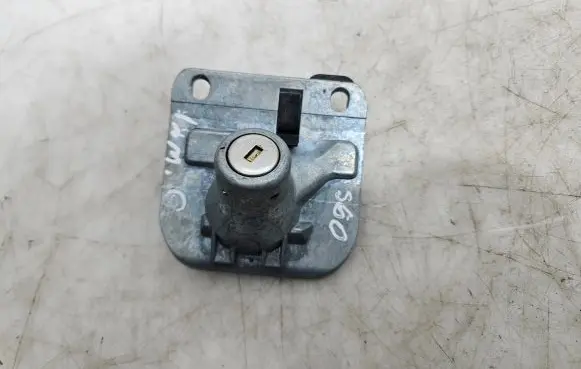 Volvo S60 Tailgate/trunk/boot lock/catch/latch 31253043
