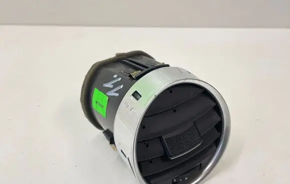 Audi A4 S4 B7 8E 8H Dash center air vent grill 8H0820951D