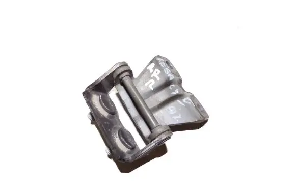 Subaru Legacy Tailgate/trunk/boot hinge