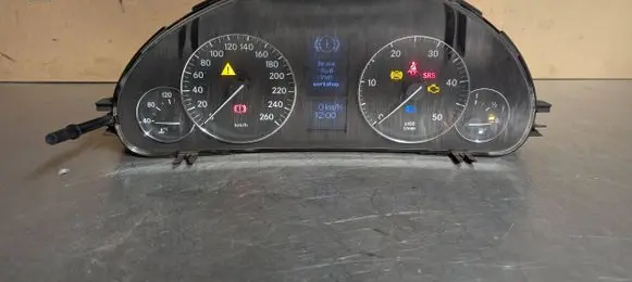 Mercedes-Benz C W203 Speedometer (instrument cluster) A2035404947 4947009 DC203540