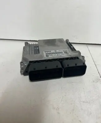 BMW 1 E81 E87 Engine control unit/module 7811700 0281015043