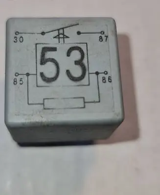 Volkswagen PASSAT B3 Other relay 20240072 141951253B