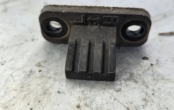 Opel Antara Tailgate/trunk/boot lid buffer 96661369