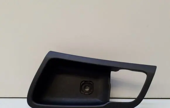 Hyundai i30 Front door handle cover 826112L000