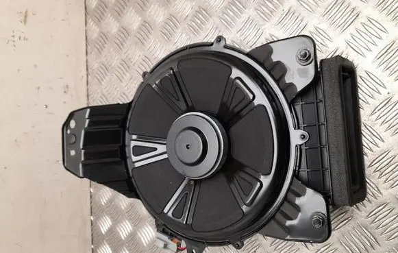 Volvo S90, V90 Subwoofer speaker 31489726