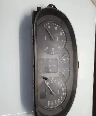 Renault Megane I Speedometer (instrument cluster) 09043080096