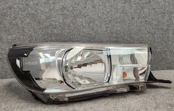 Toyota Hilux (AN120, AN130) Headlight/headlamp HILUXVIIISCZ