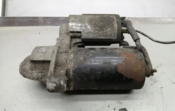 Audi A6 S6 C5 4B Starter motor
