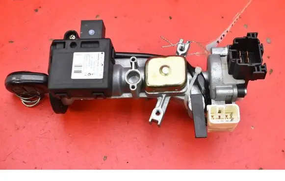 Suzuki Swift I Ignition lock 33970-62J00