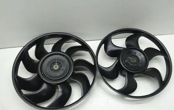 Ford Mustang VI Fan set PA66GFM38 FR3T8C290AB FR3TBC290AB