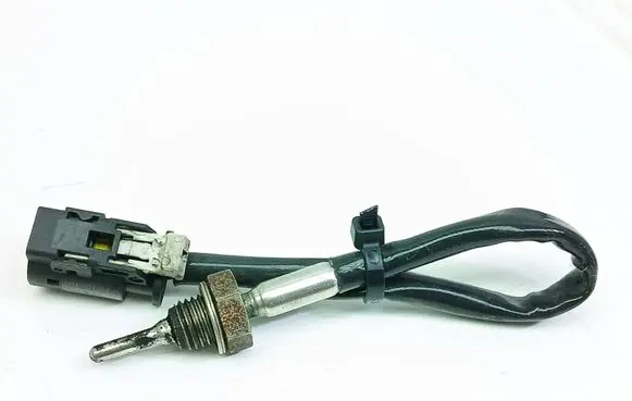BMW 5 F10 F11 Exhaust gas temperature sensor 7804177