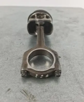 BMW 1 F20 F21 Piston with connecting rod 7846593