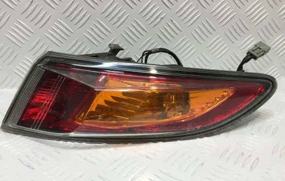 Honda Civic Rear/tail lights 220-16721