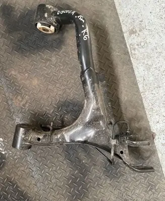 Rear upper control arm/wishbone