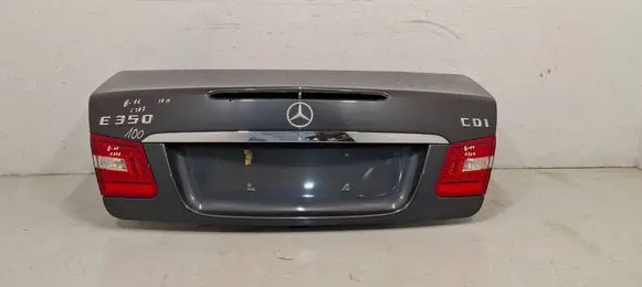 Mercedes-Benz E C207 W207 Tailgate/trunk/boot lid