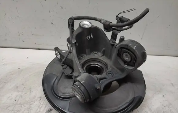 Audi A8 S8 D4 4H Rear wheel hub spindle/knuckle