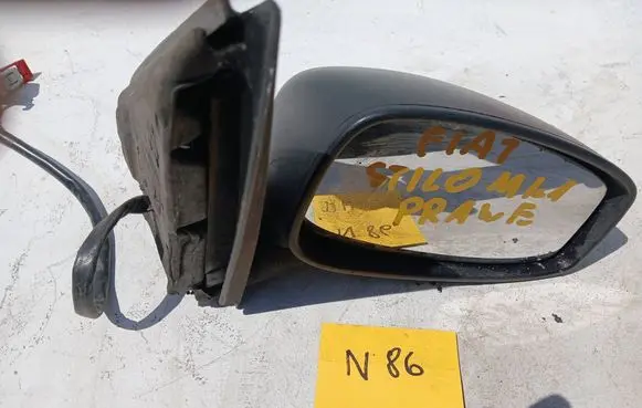 Fiat Stilo Front door electric wing mirror