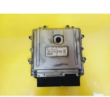 Smart ForFour I Engine control unit/module A6391500579 0281011840