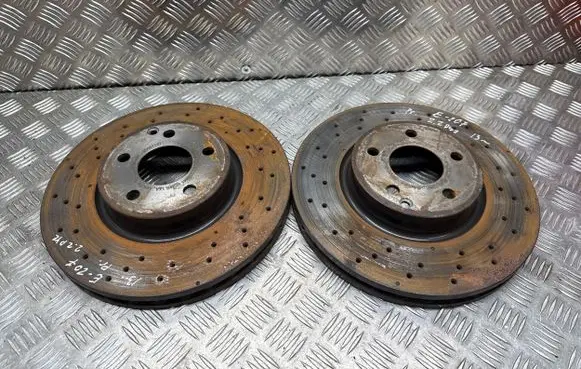 Mercedes-Benz E C207 W207 Front brake disc 02001203