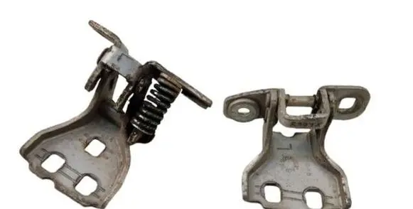 Jeep Grand Cherokee (WK) Front door hinge set PS2