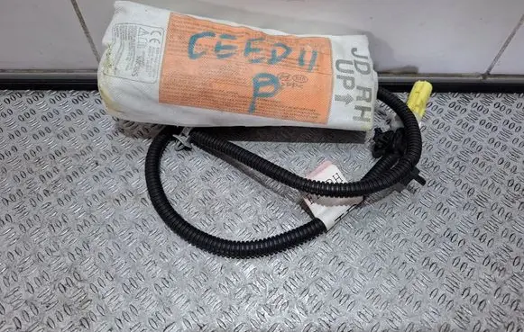 KIA Ceed Seat airbag