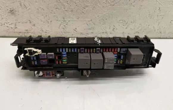 Tesla Model X Fuse module 103440502E