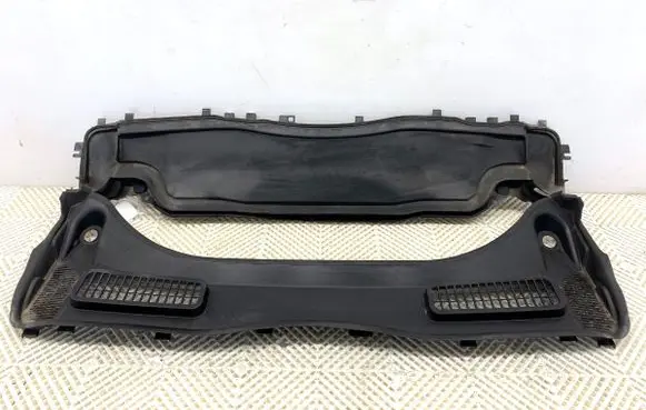 Ford Kuga II Wiper trim CJ54S02216AF