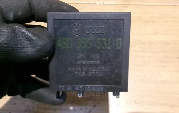 Volkswagen Golf IV Other relay 4B0955531D A030200 72HW405