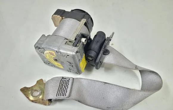 Mercedes-Benz CL C215 Rear seatbelt A2158600485 E4040229 7D50