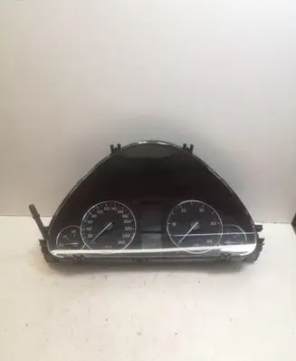 Mercedes-Benz C W203 Speedometer (instrument cluster) 2035404947 A2035404947