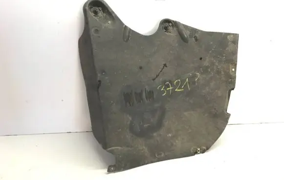 Volkswagen Jetta VI Trunk boot underbody cover/under tray 5C6825215 5C6825205