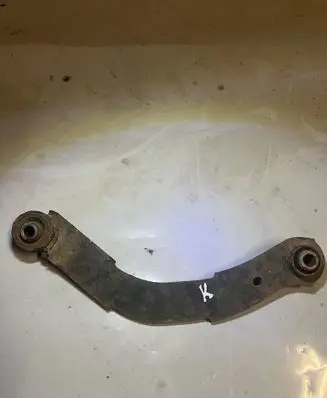 Jeep Compass Rear control arm 05105271ACA