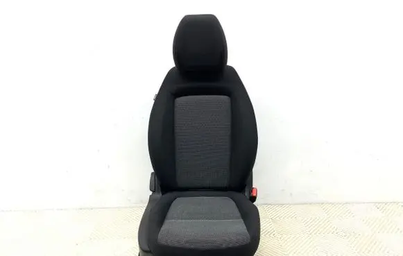 Fiat Tipo Front passenger seat 