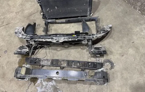 Land Rover Evoque I Radiator support slam panel EJ3217FC021AB GJ328005CB GJ328C607AB
