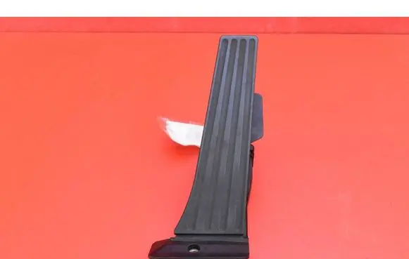 BMW 7 F01 F02 F03 F04 Accelerator throttle pedal 6853175