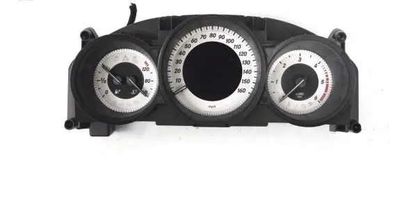 Mercedes-Benz CLS C218 X218 Speedometer (instrument cluster) A2189016100 A2189024701