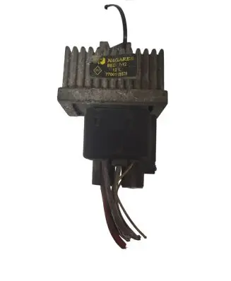 Renault Laguna II Glow plug pre-heat relay 7700115078
