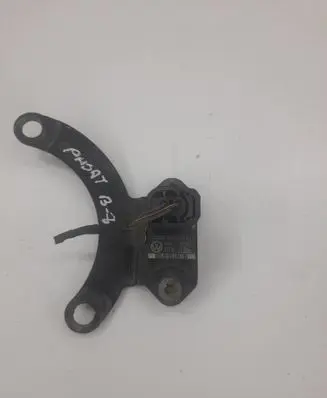 Volkswagen PASSAT B7 Airbag deployment crash/impact sensor 3C0907651