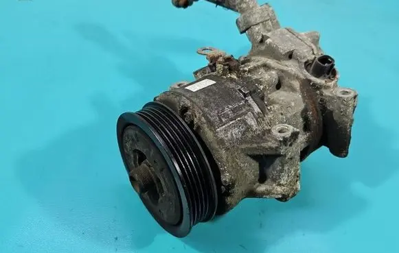 Toyota Avensis T250 Air conditioning (A/C) compressor (pump) 4472209752 IMPRK1591708