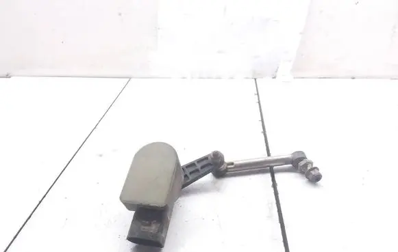 Volvo S40, V40 Headlight/headlamp level sensor 6PM00804320 30884456