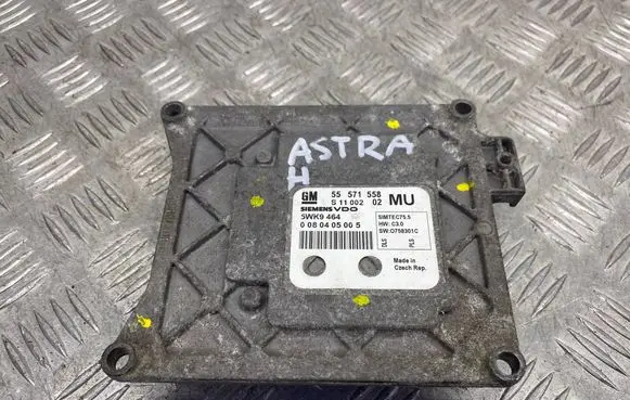 Opel Astra H Engine control unit/module 55571558 5WK9464 0080405005