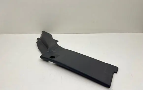 Audi A5 Fender end trim 8W6805285B 8W6805285