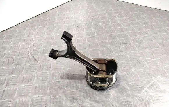 Chrysler Sebring (ST-22 - JR) Piston with connecting rod